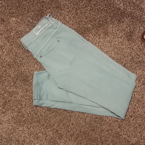 Freesoul Pants - Picture 3 of 4